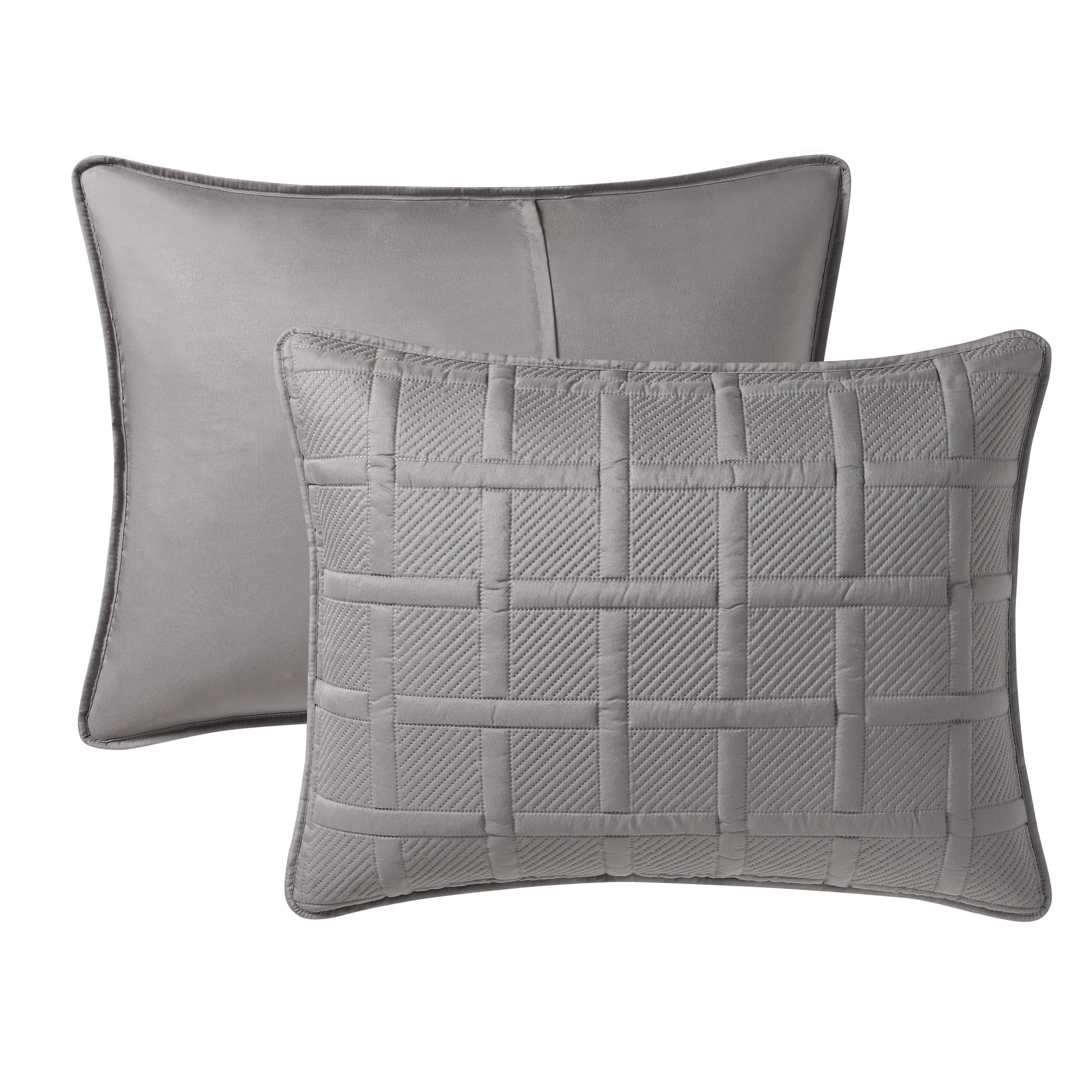 VCNY Home Square 3-Piece Dark Grey Textured Grid Pinsonic Quilt Set, Full/Queen, Adult, Unisex