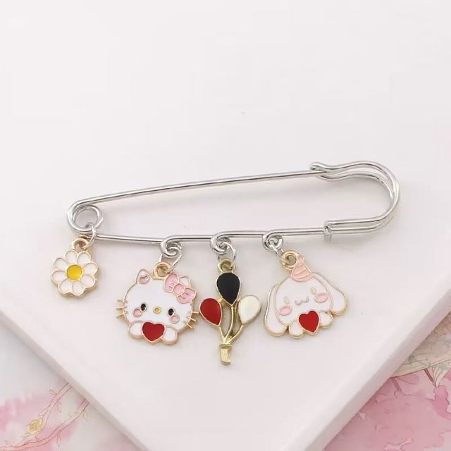 Venta al por mayor de alfileres de dibujos animados de metal lindo Hola insignia chica japonesa corazón Kitty broche pin insignia mochila ropa pin
