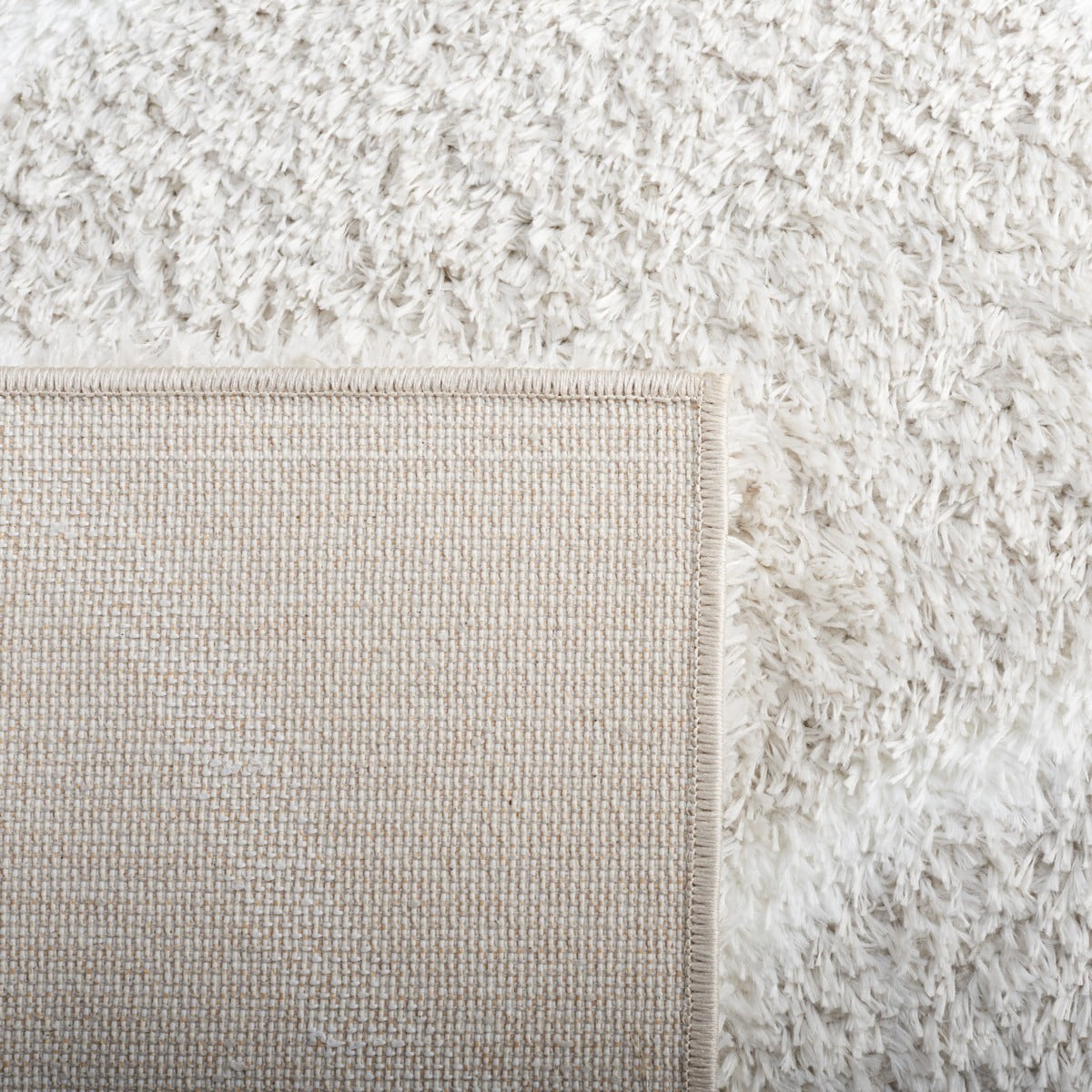SAFAVIEH Tahoe Thelma Quatrefoil Shag Area Rug, 4' x 6', Silver/White