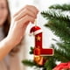 thumbnail image 5 of Adorno de Letra de Árbol de Navidad de Acrílico | Colgante inicial de doble cara | Decoración colgante 2D para vacaciones | Regalo familiar personalizado | Decoración festiva para el hogar | 26, 5 of 5