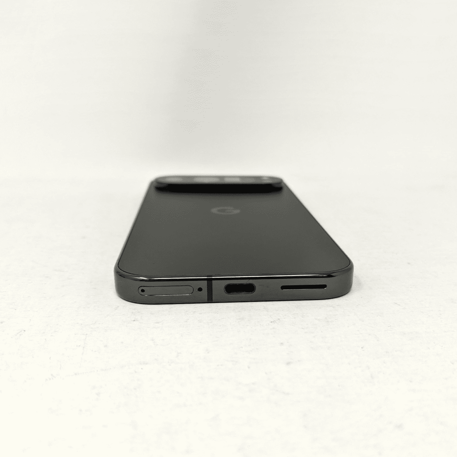 Google Pixel 9 Pro 5G 128GB AT&T GR83Y 6.3" 16GB RAM Smartphone - Obsidian (Good)