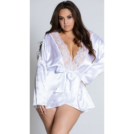 

Music Legs Plus Size Long Sleeve Black Satin Robe