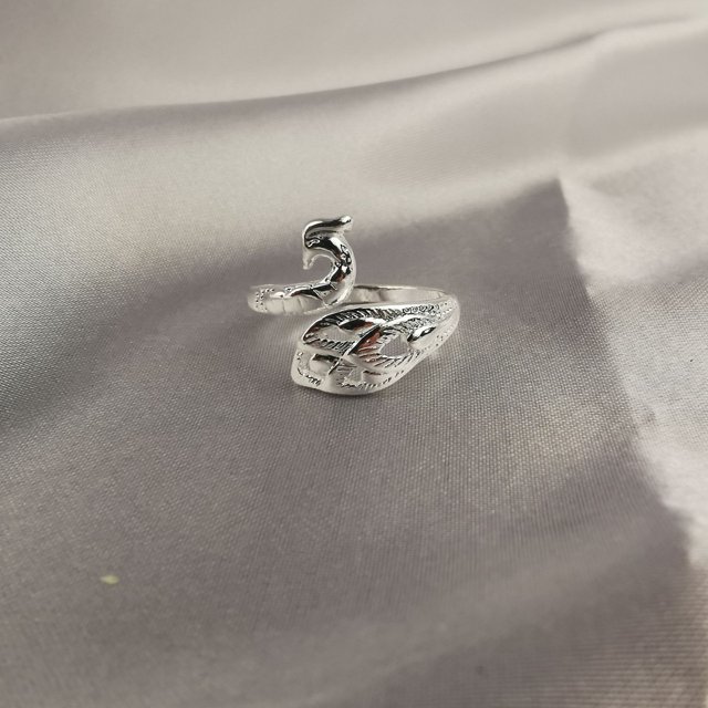 Anillo de plata tailandés de pavo real tridimensional de estilo étnico, anillo de dedo abierto de temperamento simple con pluma retro