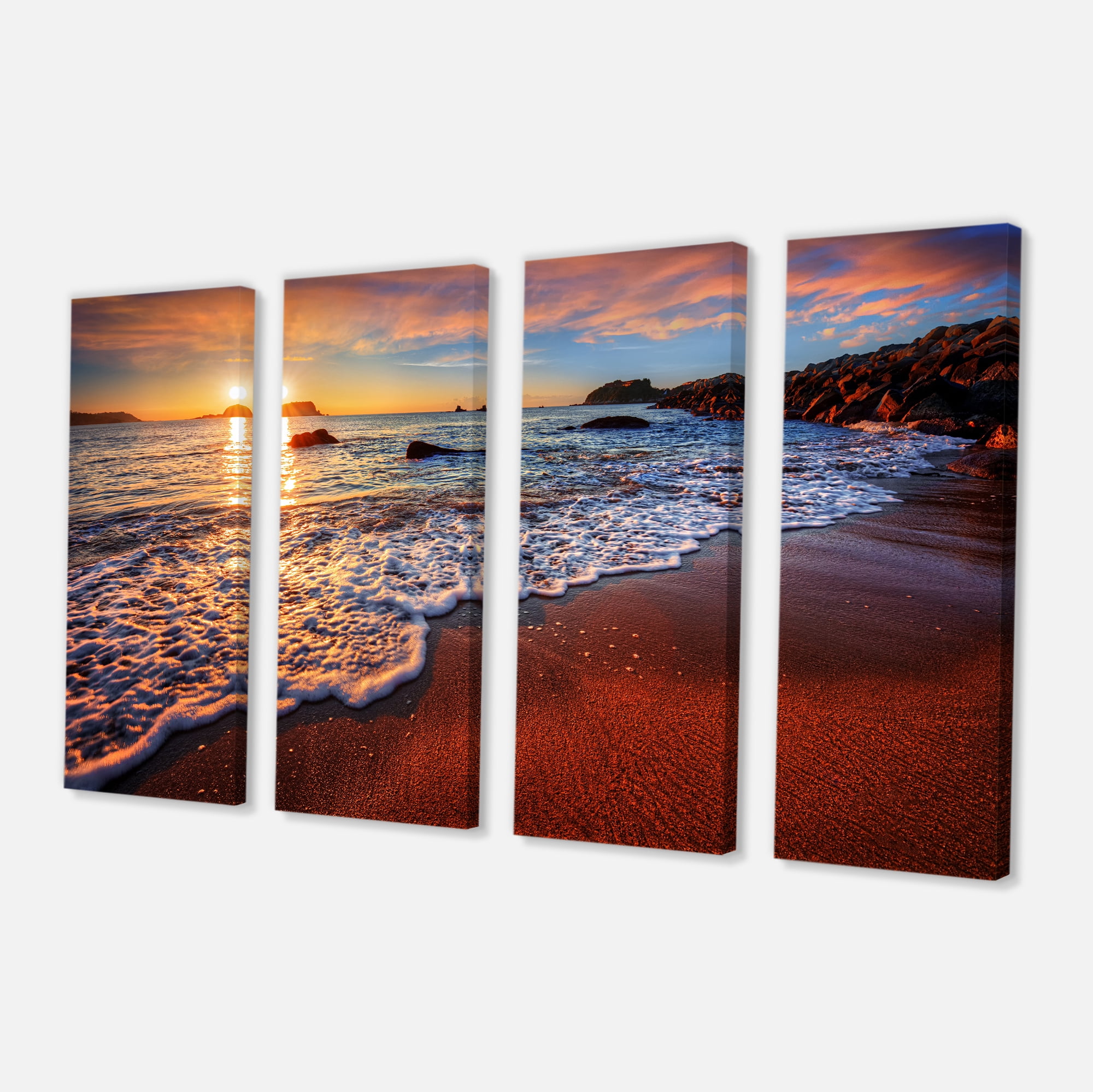 Designart 'Stunning Ocean Beach at Sunset ' Seashore Canvas Art Print