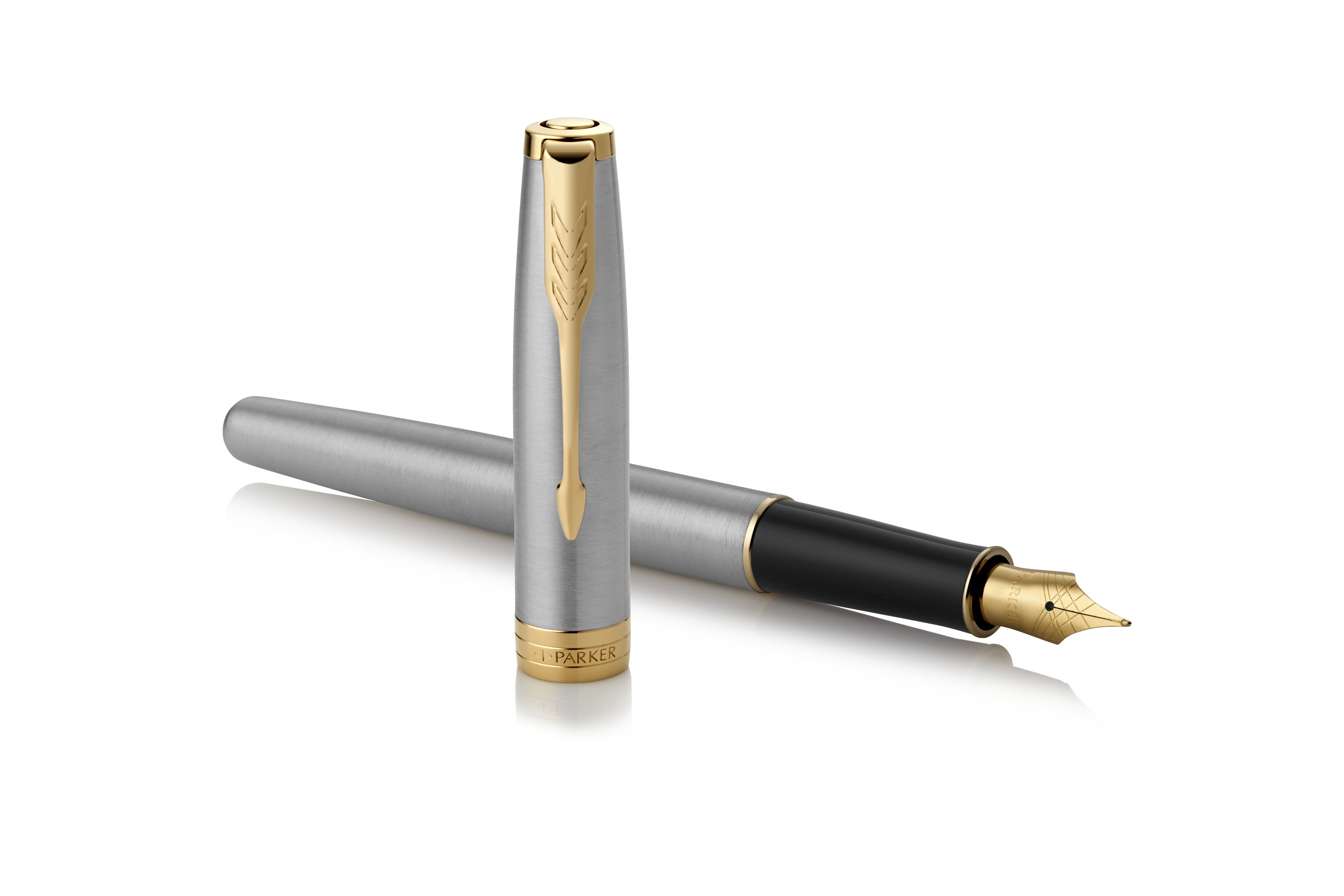 Excellent Parker Pen Sonnet Series Gray/Gold Clip 0.5mm Medium Nib Fountain Pen 