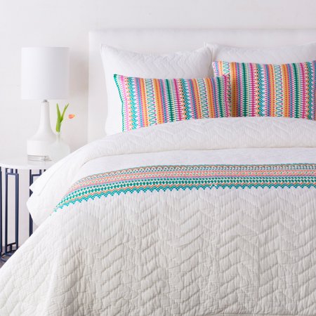 Surya Annabelle Quilt