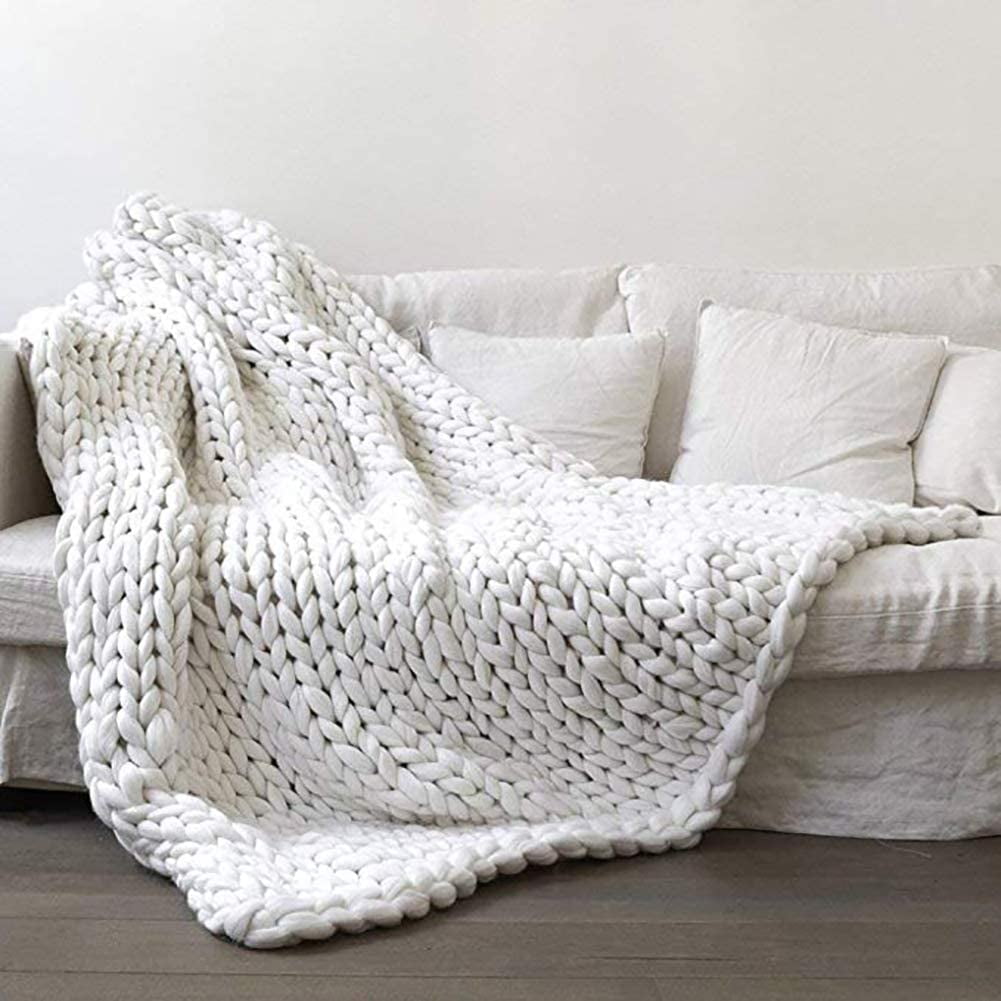 Knitted white throw blanket hotsell