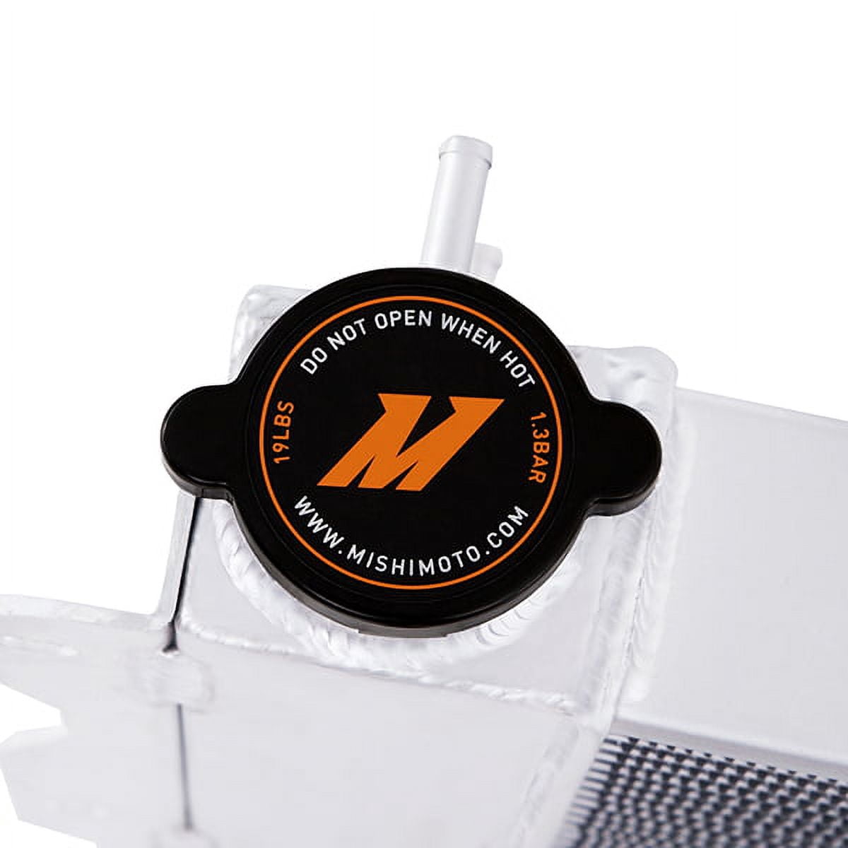 Mishimoto MMRAD-WRAV8-87X Performance Aluminum Radiator Compatible With Jeep YJ TJ Chevy V8 LS Engine Swap 1987-2006