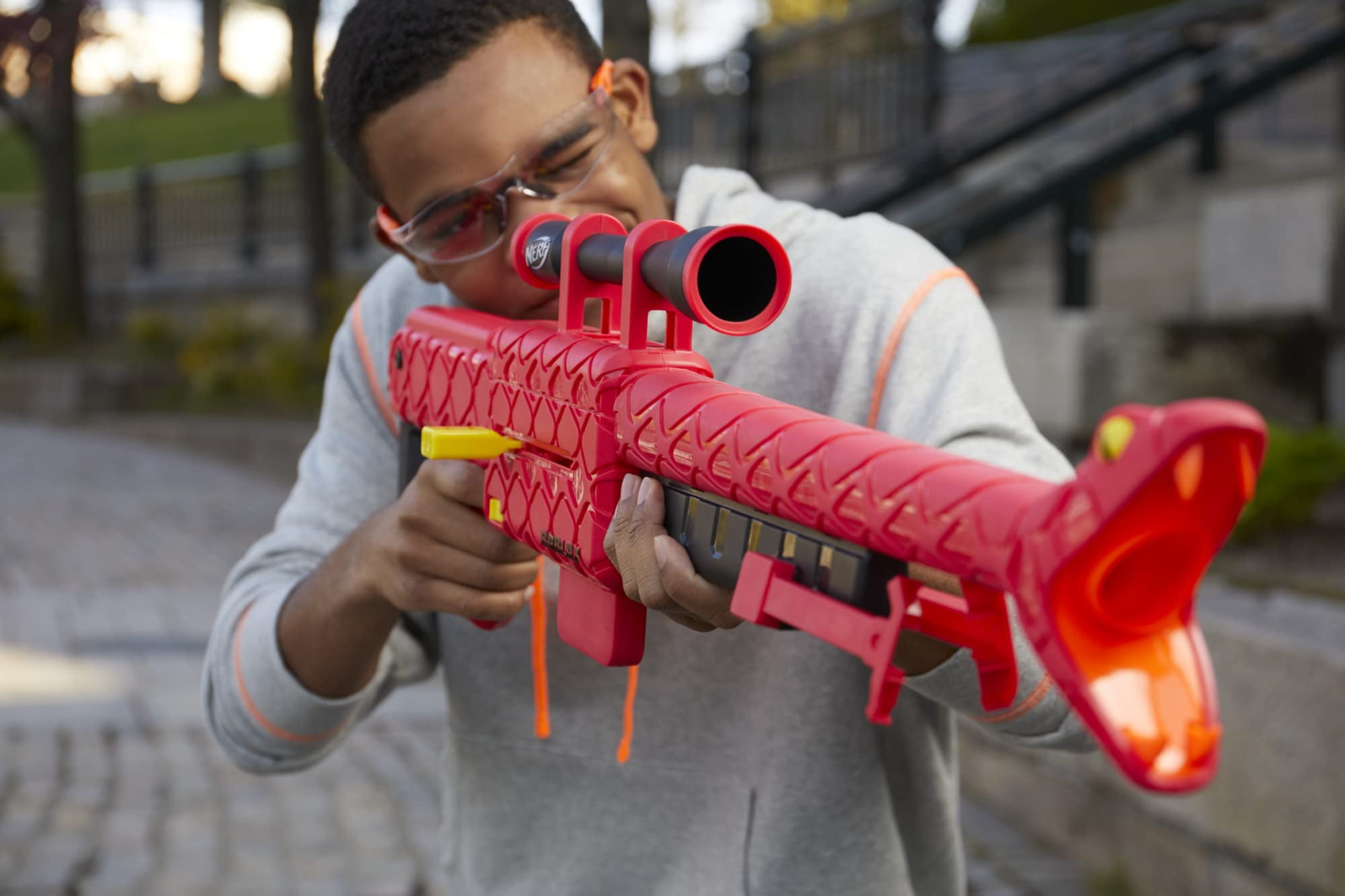 Nerf Roblox Zombie Attack: Viper Strike Dart Blaster, Code to Redeem  Exclusive Virtual Item, Clip, 6 Nerf Elite Darts - Nerf