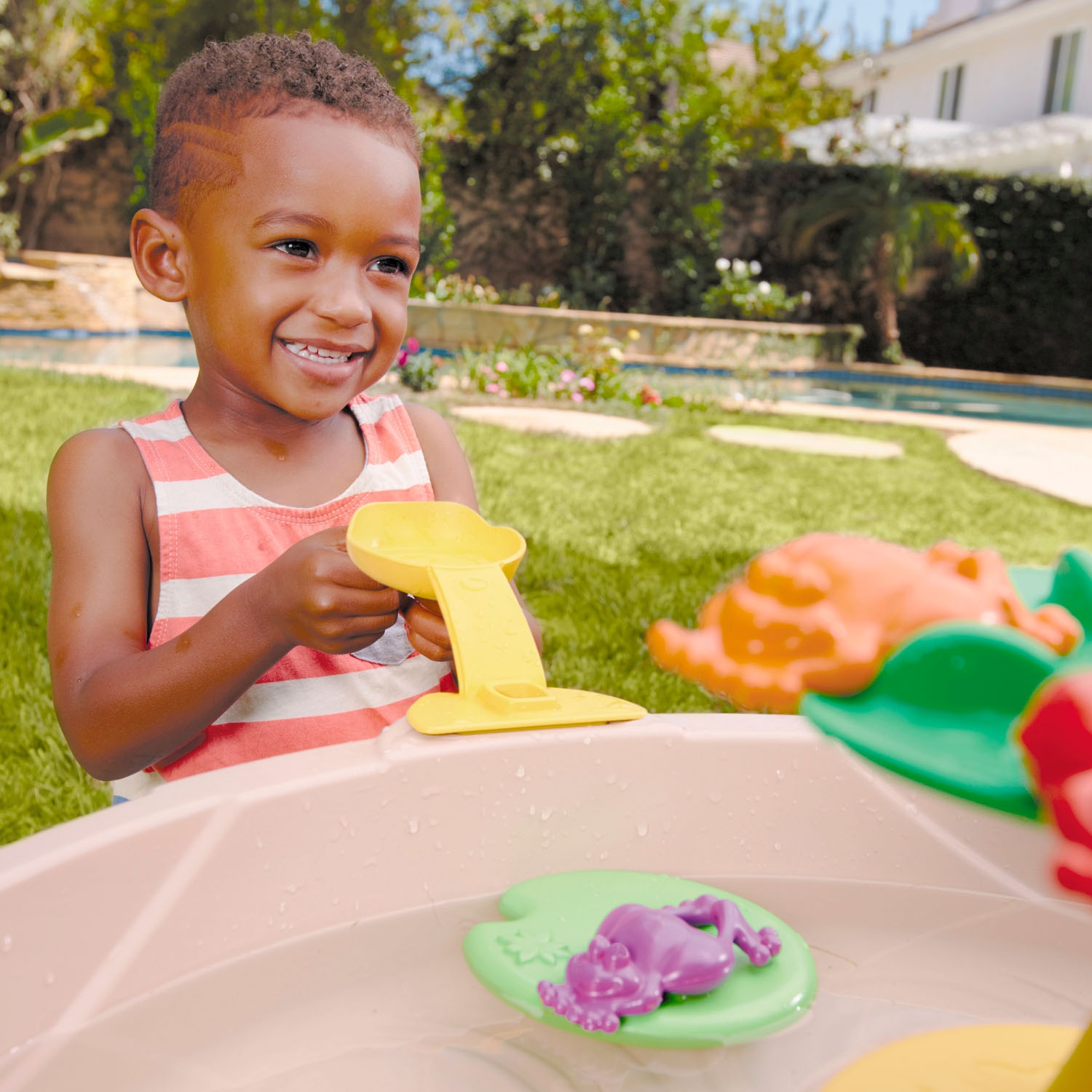 Little Tikes Frog Pond Water Table - image 5 of 6