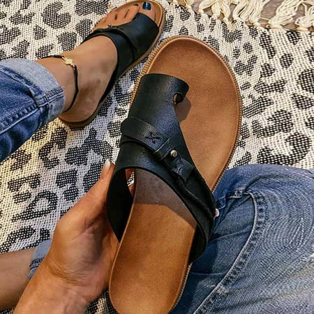 

Yesbay 1 Pair Slip-on Open Toe Beach Sandals Faux Leather Retro Bohemian Clip-Toe Flat Slippers Walking Shoes