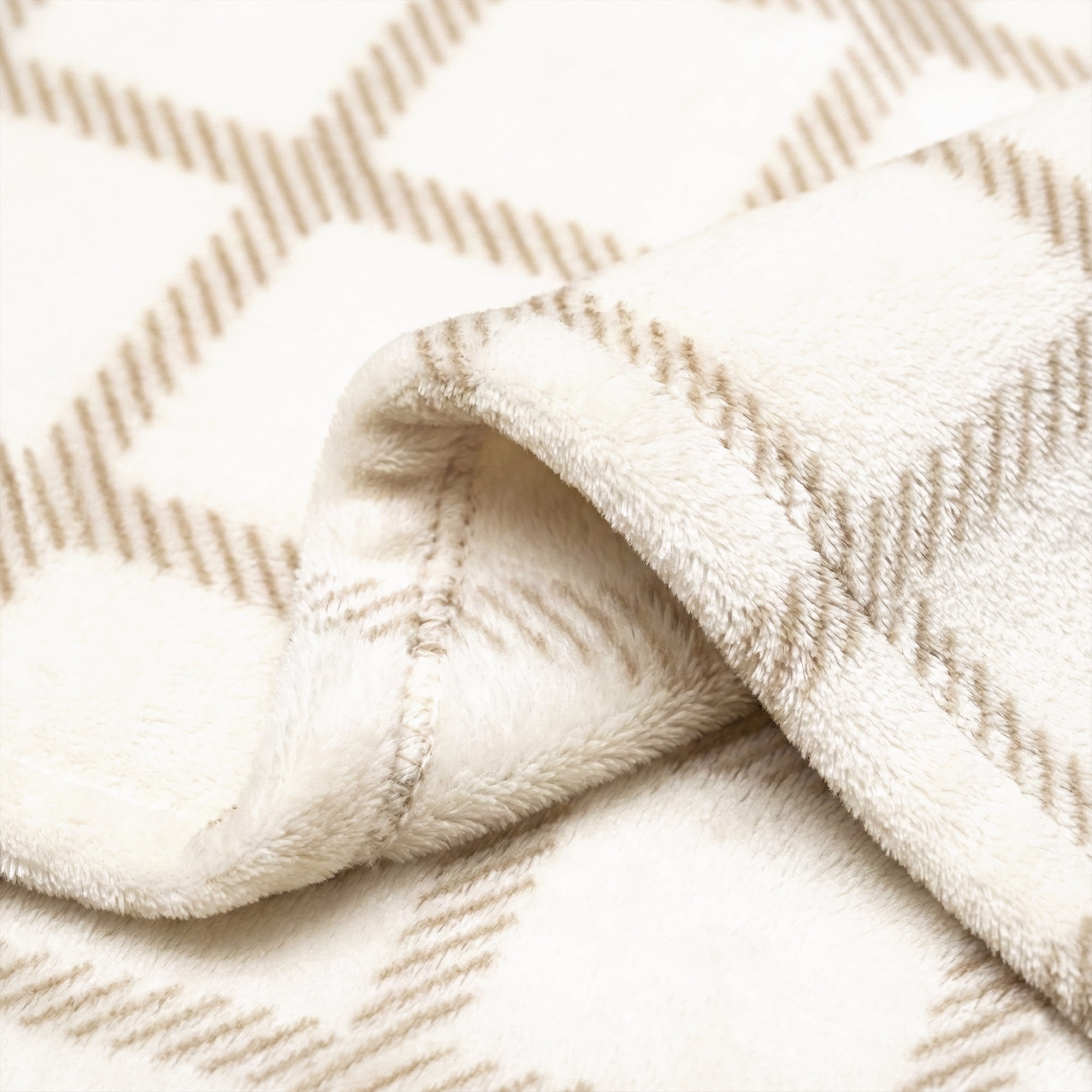 Fleece Throw Blanket - 50x60 Inch - Modern Dash Windowpane Design - Ultra Soft Warmth - Pink