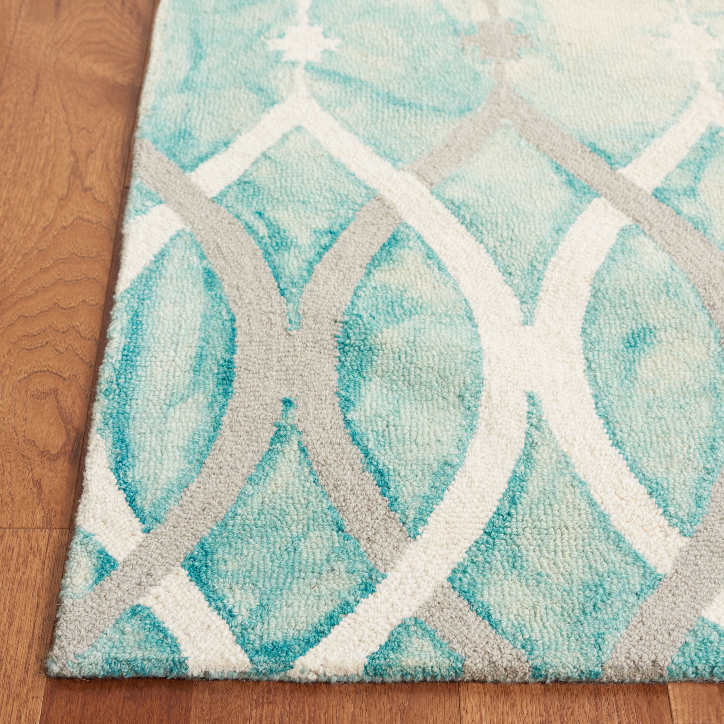 Safavieh Dip Dye Britton Distressed Wool Area Rug, Green/Ivory Gray, 6' x 9'