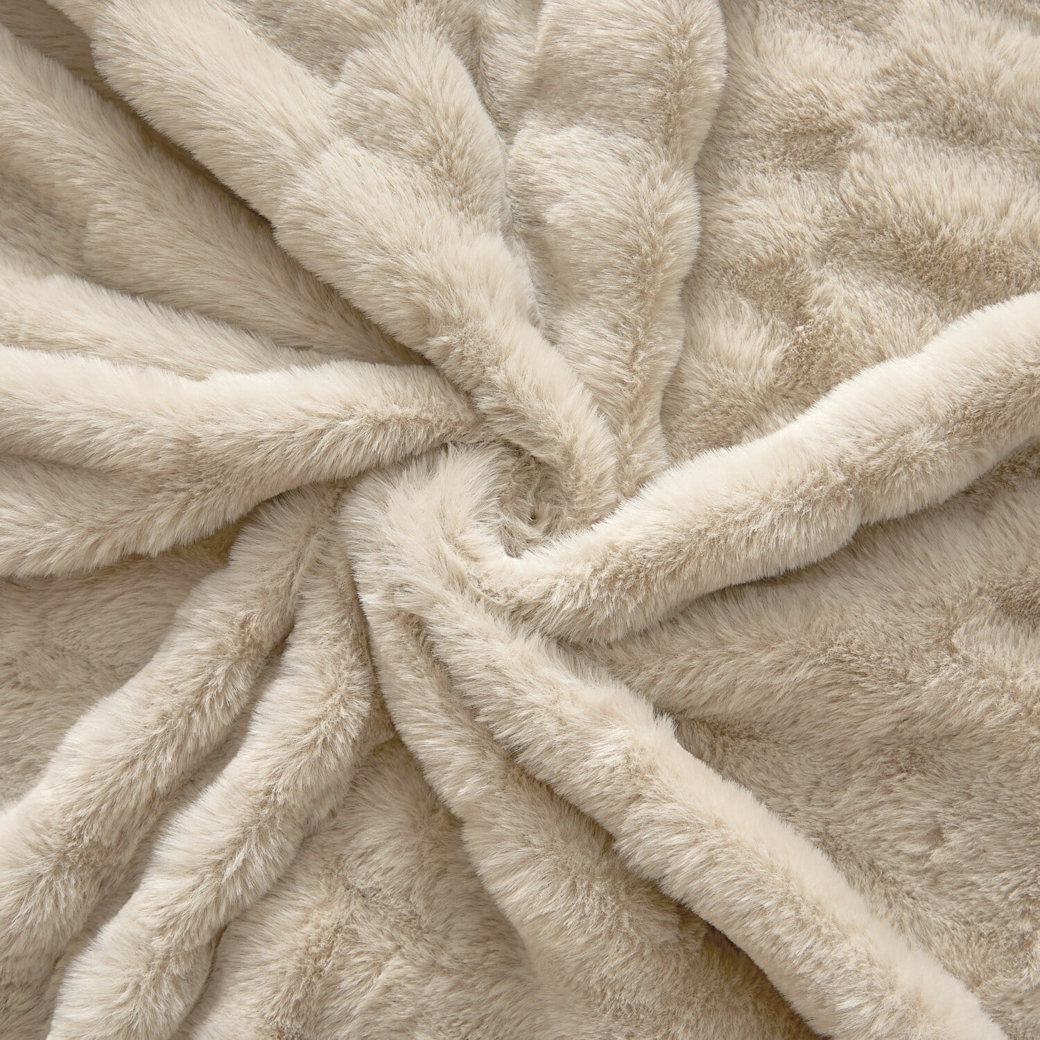 Dearfoams Textured Faux Fur Reversible Mink Bed Blanket, Beige, King, 102 x 90 in
