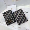 thumbnail image 2 of Soporte Para Pasaporte DIOR/De Viaje Documentos, 2 of 3