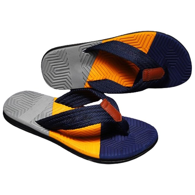 Las sandalias de las chancletas se duchan las sandalias tapizadas de la playa del verano del ocio de los zapatos de las actividades al aire libre