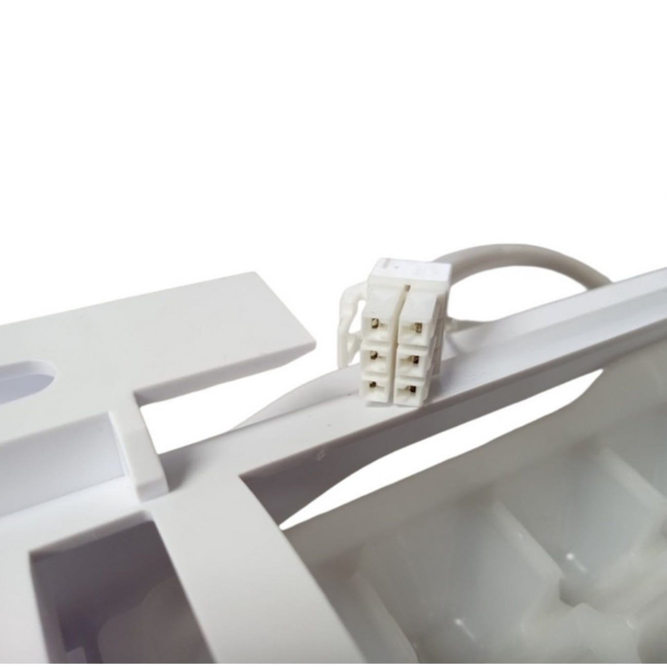 Refrigerator Ice Maker For Frigidaire FGHB2868TF5 FGHB2868TF7 FGHB2868TP0 FGHB2868TP1 FGHB2868TP2 FGHB2868TP3 FGHB2868TP4 FGHB2868TP5 FGHB2869LE4 FGHB2869LE6 FGHB2869LE7 FGHB2869LE8 FGHB2869LF4