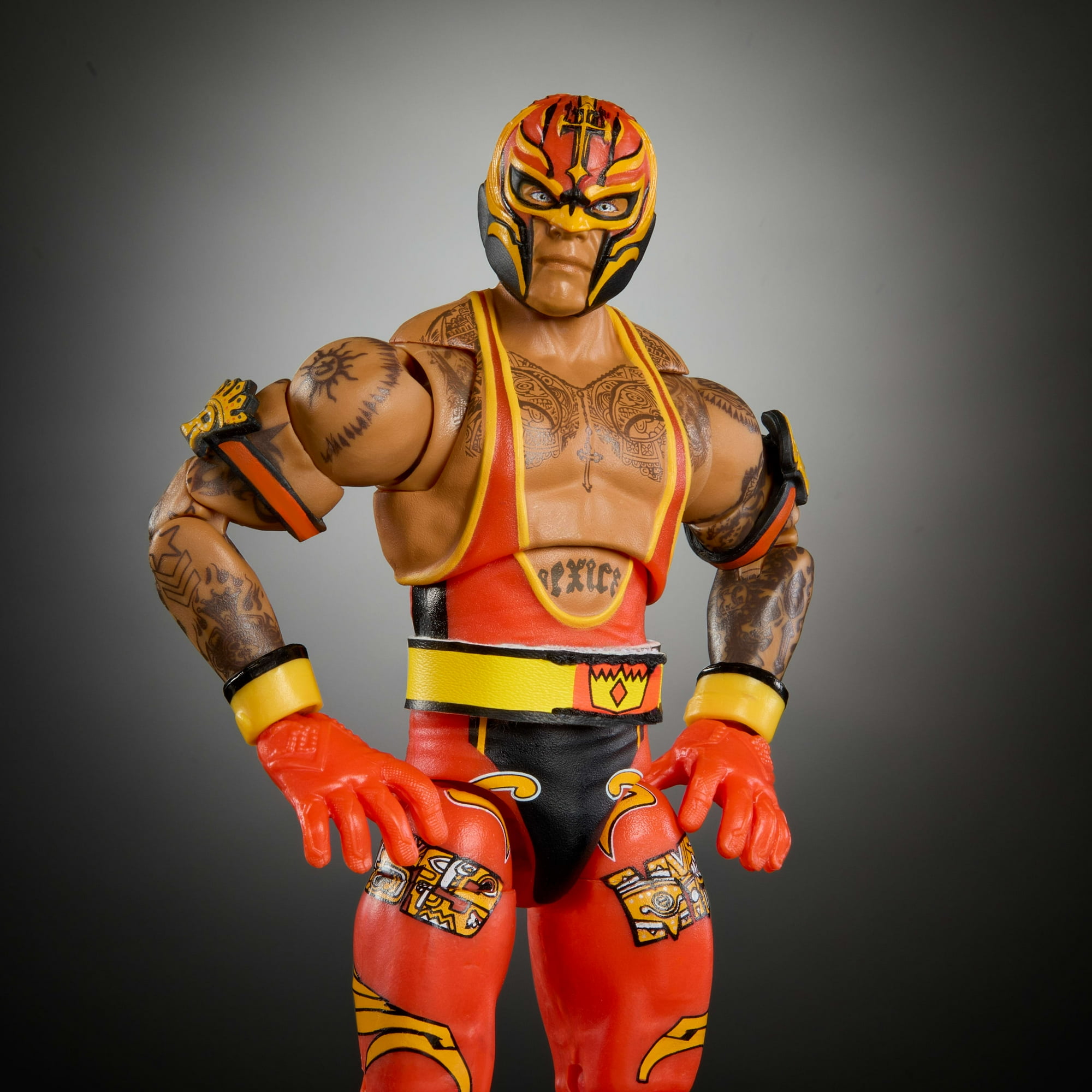 WWE Ultimate Edition Rey Mysterio Action Figure & Accessories Set