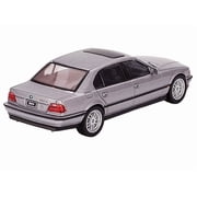 MINI GT 1/64 - BMW 750iL (E38) - 2000