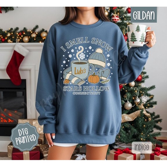 I Smell Snow Sweatshirt, Trendy Women's season Sweatshirt, season, season Show Sweatshirt, Cozy Winter Womens season Sweater All Size S-5Xl