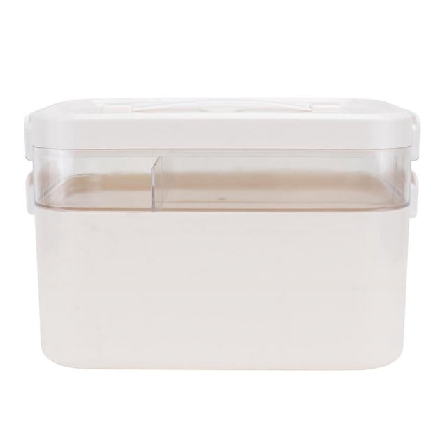 1 caja médica simple.