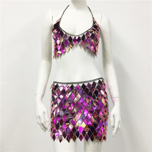 Traje de fiesta con lentejuelas rómbicas para mujer, minifalda Sexy con cadena Halter, vestido de fiesta sin espalda, Tops ahuecados