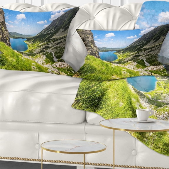 Designart Black Pond Gasienicowy - Landscape Photo Throw Pillow - 12x20