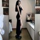 thumbnail image 3 of Vestido negro sin mangas con tirantes para mujer, vestido largo irregular con abertura lateral, ajustado y sexy, vestido coreano sencillo de verano de una pieza para mujer, 3 of 4