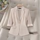 thumbnail image 1 of Blazer de mujer, moda informal, color liso, bolsillo, cuello vuelto, manga 3/4, blusa de dacrón, 1 of 5