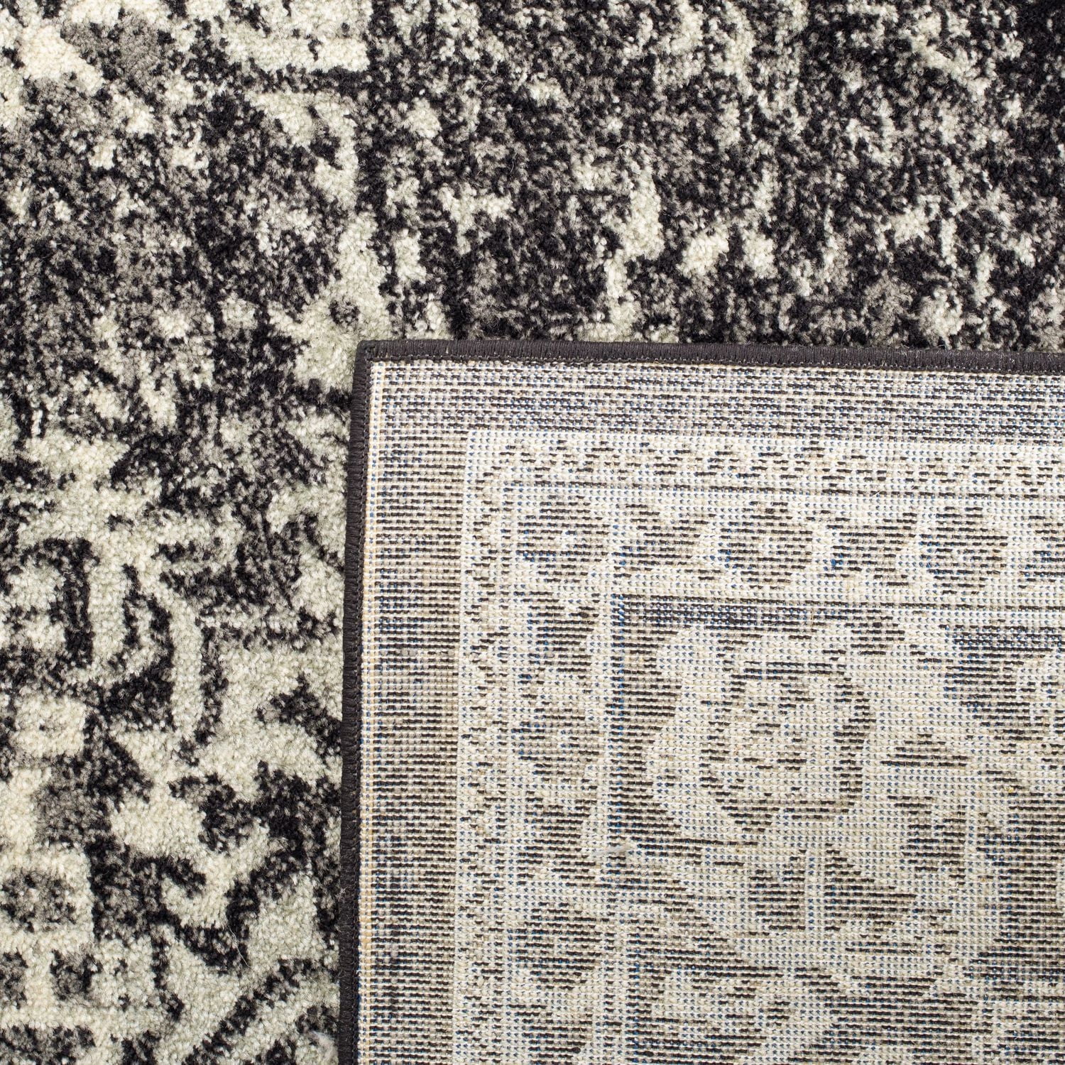 Safavieh Evoke Trena Traditional Area Rug