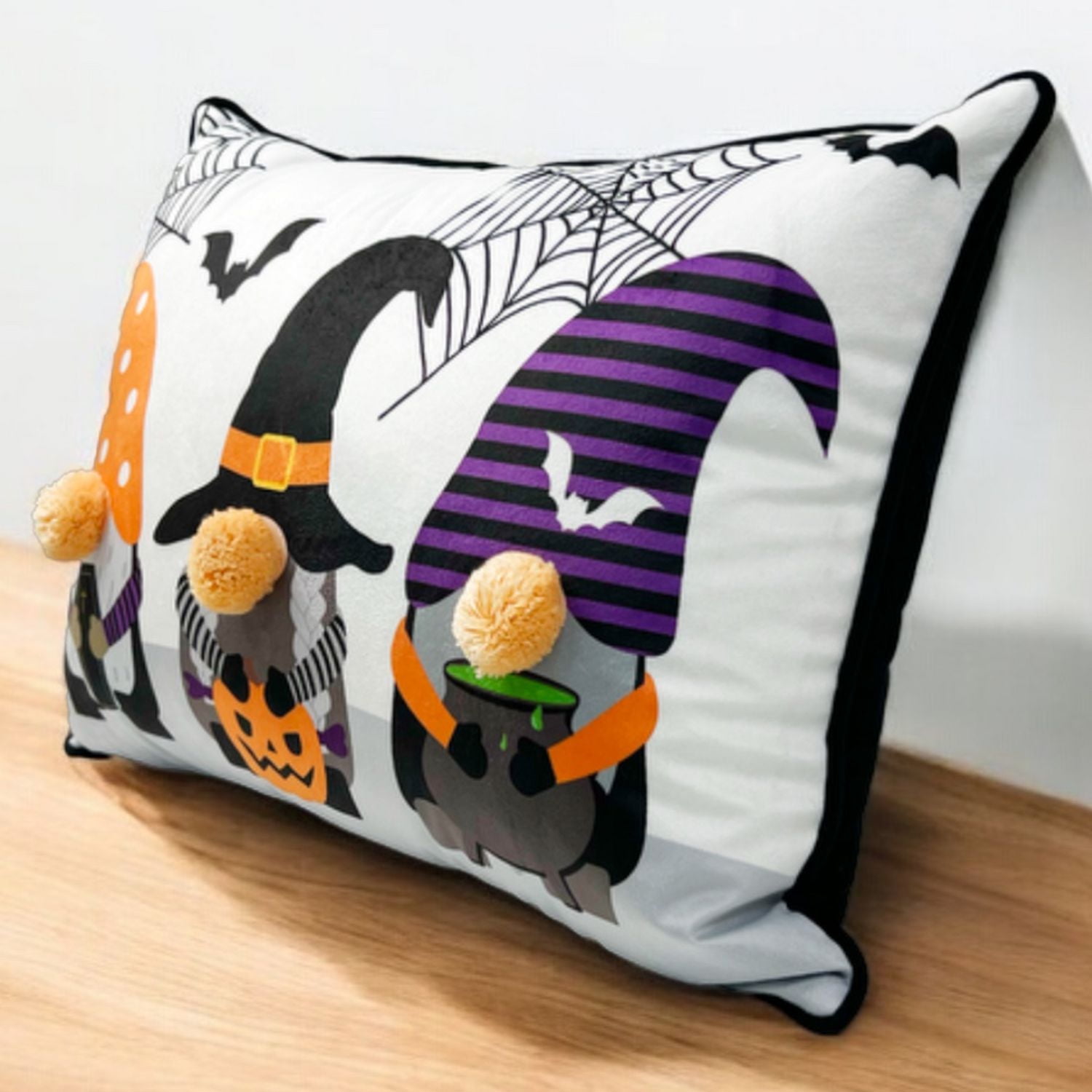 Façon de célébrer! Coussin décoratif gnomes d’Halloween