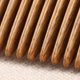 thumbnail image 3 of Peine de madera de sándalo, desenredante, antiestático, de tamaño bolsillo, para hombres y mujeres, ideal para viajes., 3 of 5