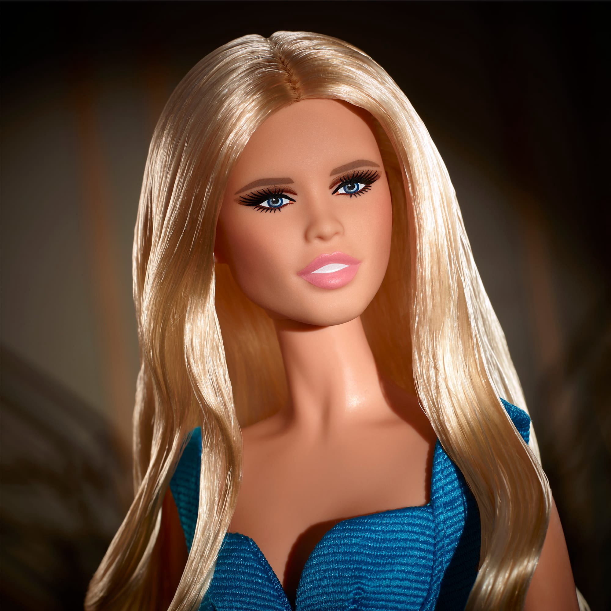 Barbie Supermodel Claudia Schiffer Doll, Versace Gown, Platinum Edition