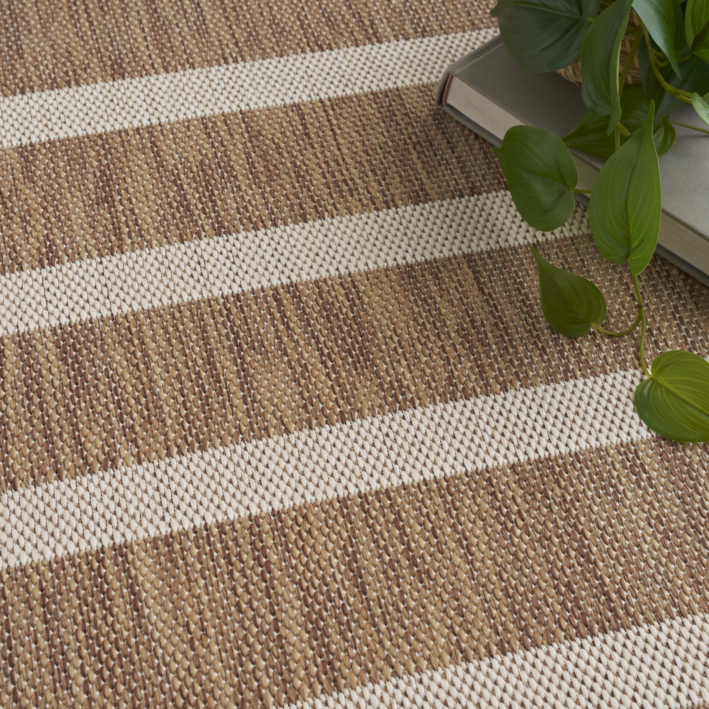 Nourison Positano Indoor/Outdoor Jute Ivory 7' x 10' Area Rug (7x10)