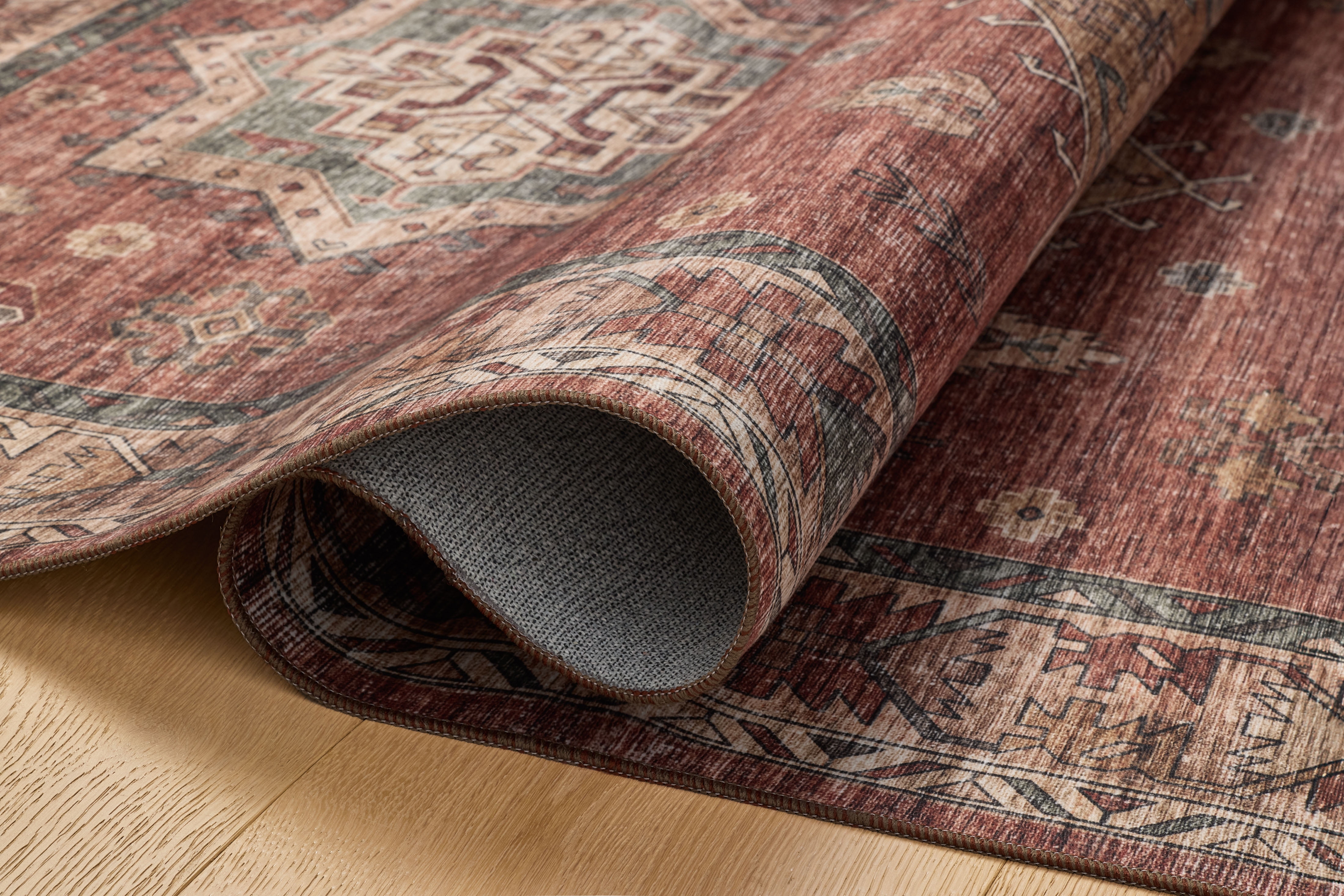 Loloi Anniston Spice / Multi Machine Washable Area Rug