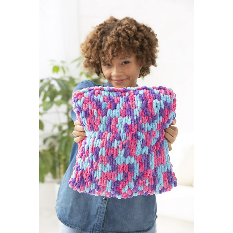 Lion Brand® Bamboo Crochet Hook Set (Sizes J-K-N) – Lion Brand Yarn