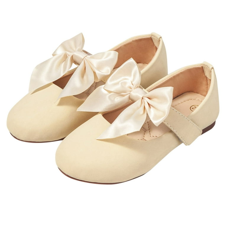 Little girl wrestling shoes discount