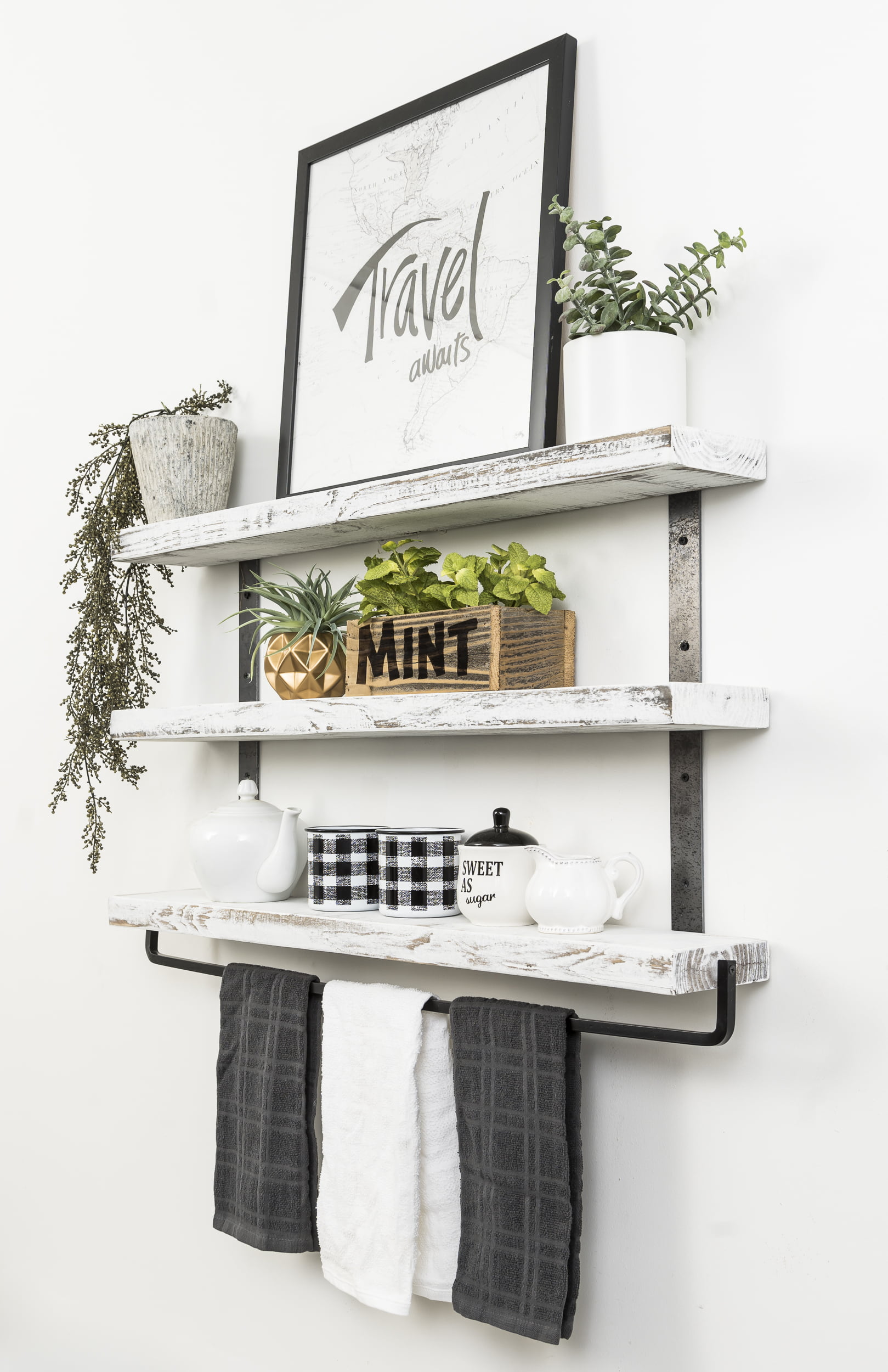 shelf with towel bar