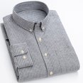 thumbnail image 2 of Blusa de manga larga para hombre Camisa informal juvenil con estampado de rayas verticales y solapa fina para ir de compras a la oficina, 2 of 5