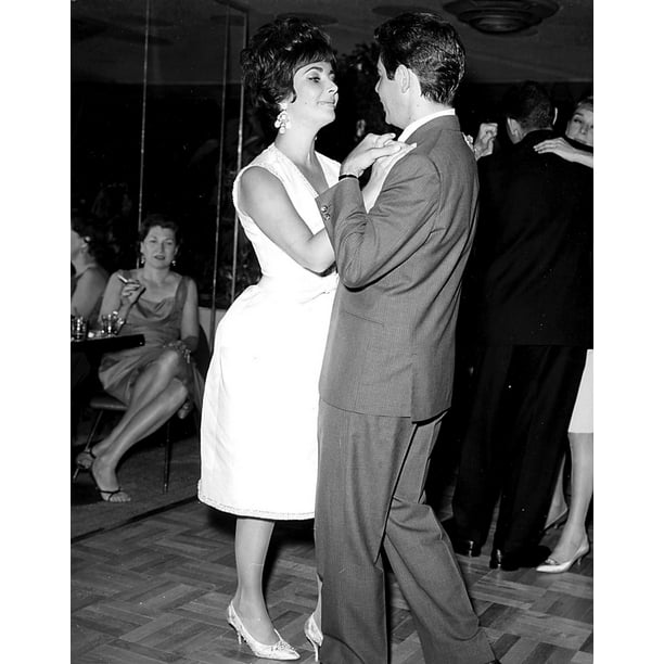 Elizabeth Taylor And Eddie Fisher Dancing Photo Print 8 X 10 Walmart Com Elizabeth Taylor And Eddie Fisher Dancing Photo Print 8 X 10 Walmart Com