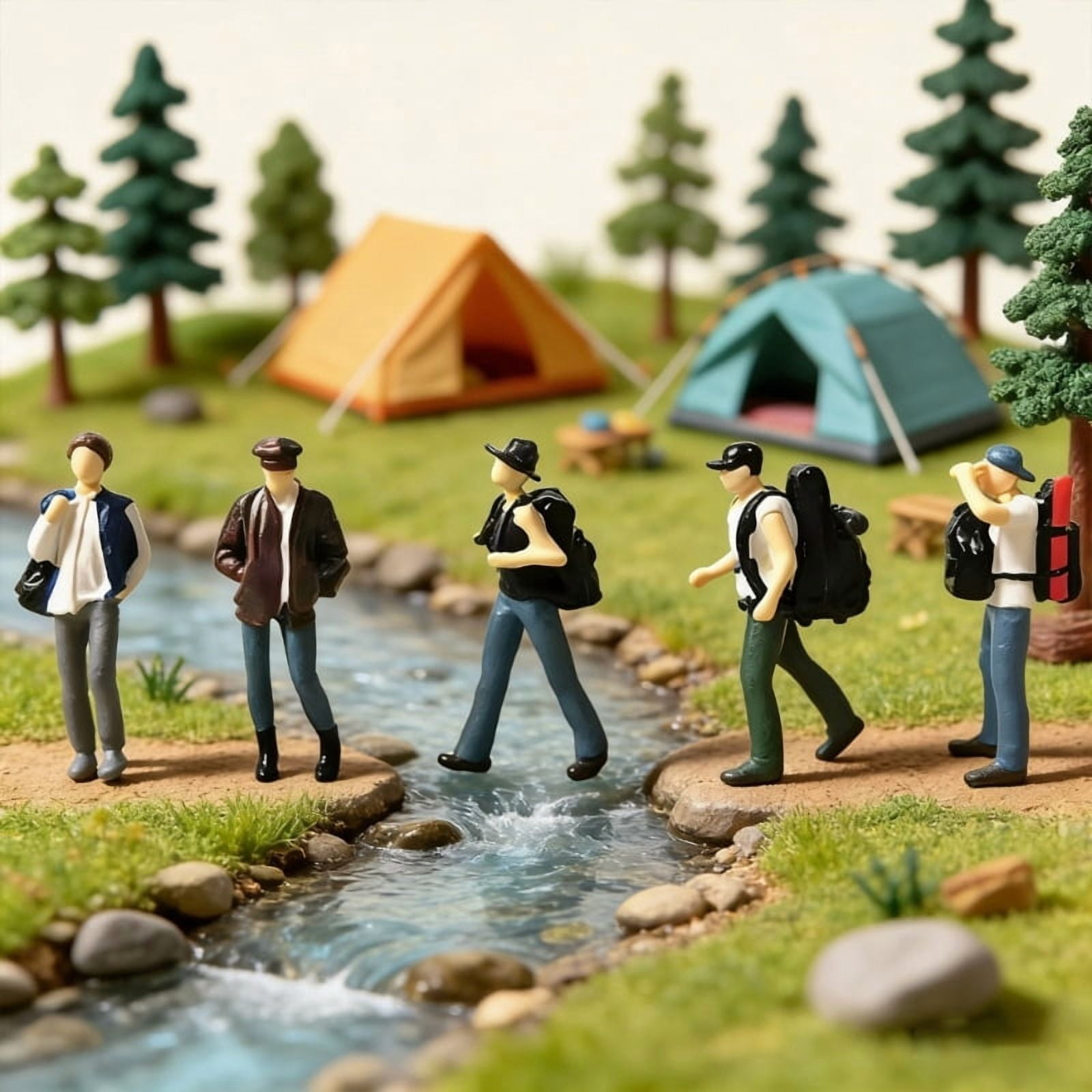 1:64 Scale Hand Painted Resin Collectible Figure Miniature Model Accessories Realistic Backpackers Figure Model Gift