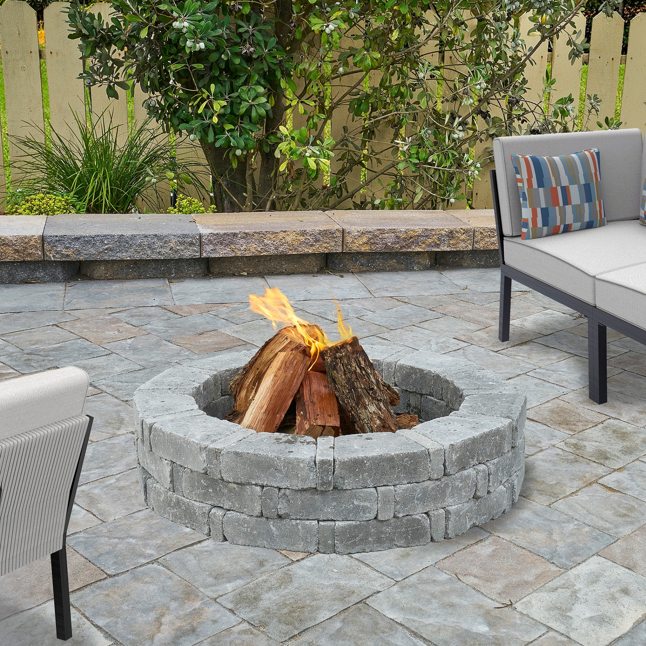 Pavestone 10.25" Rumblestone Trap Granite Blend (Charcoal/Grey) Concrete Retaining Wall