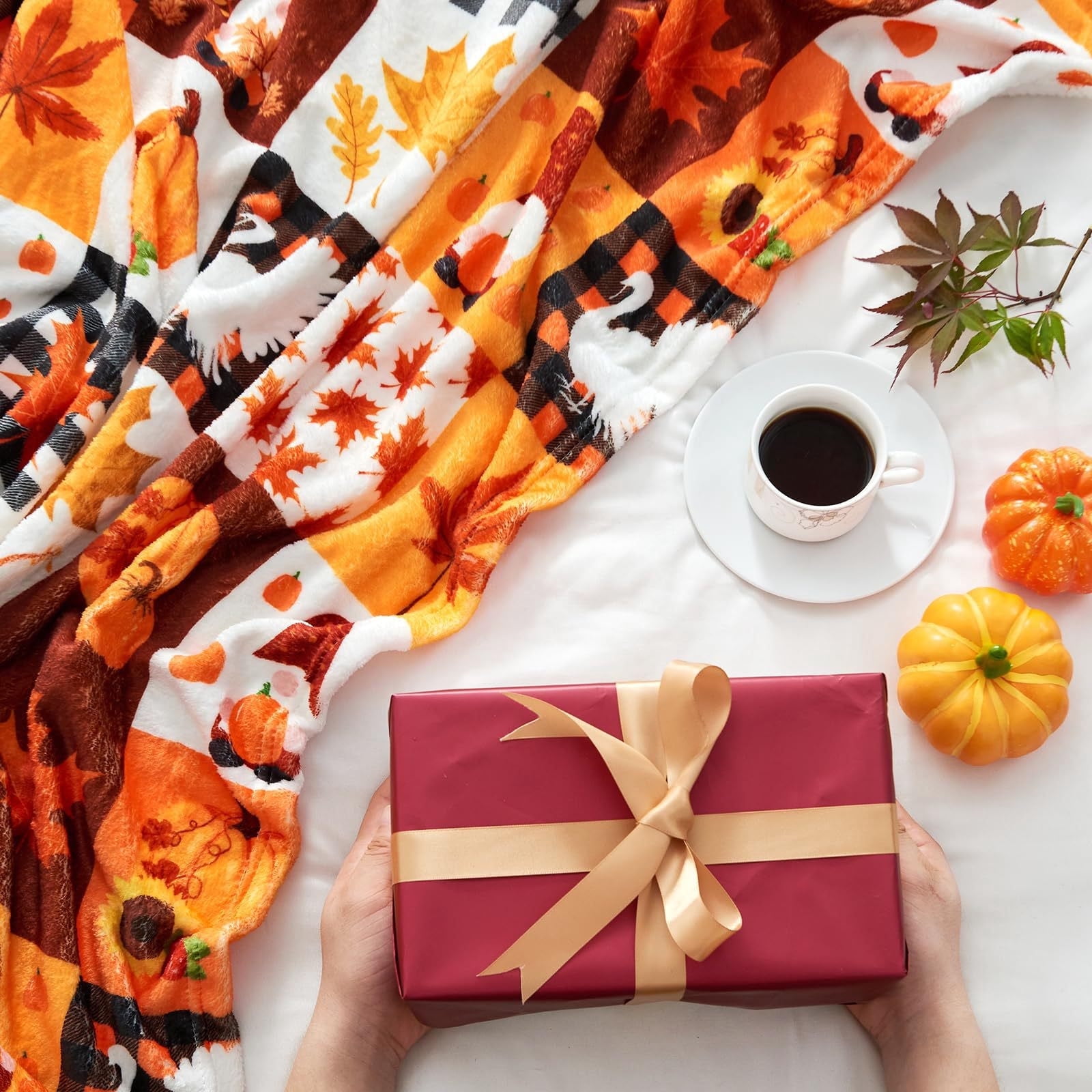 Tupukom Fall Blanket Fall Throw Blanket Soft & Warm Fluffy Decorative and Giftable Halloween Blankets for Women, Men