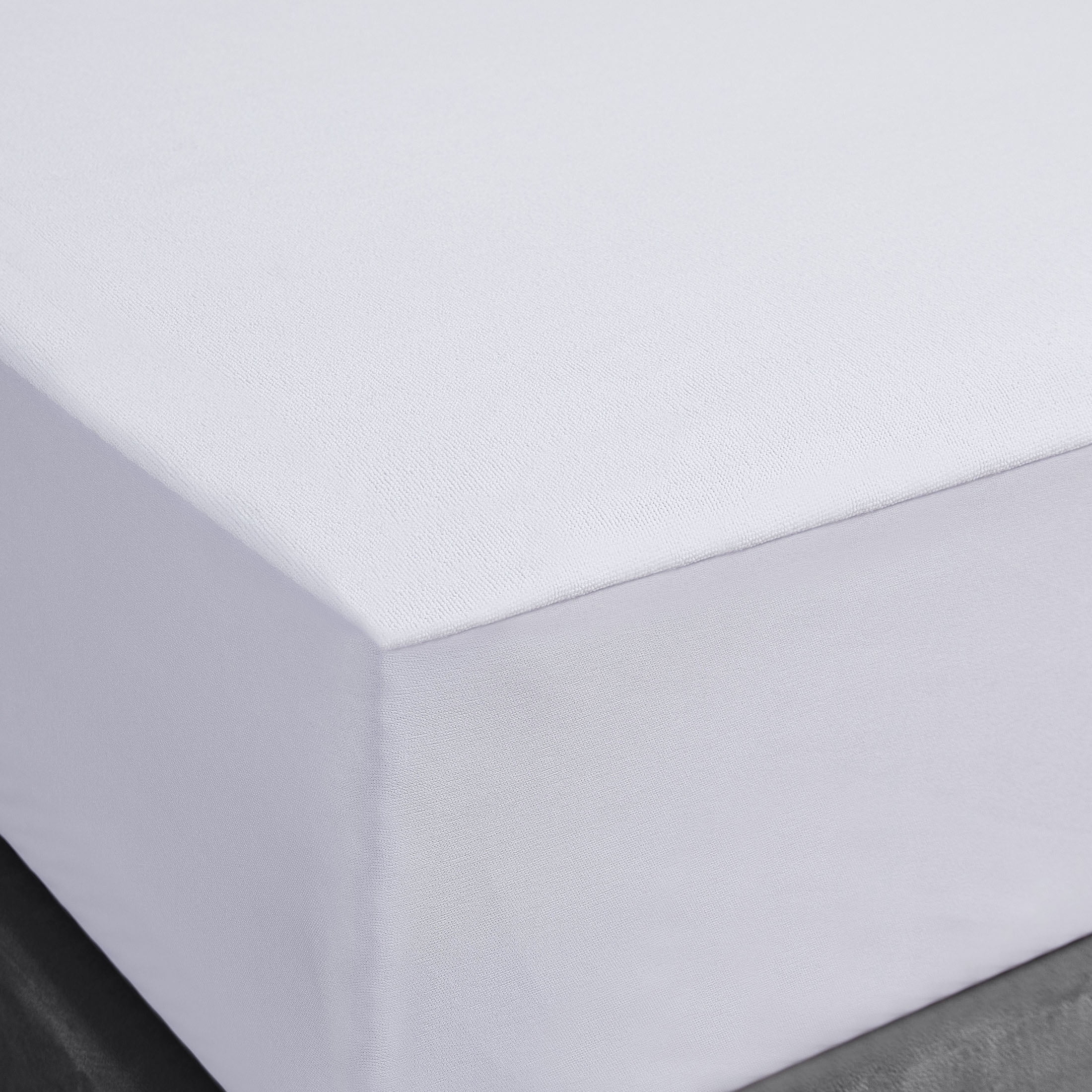 Mainstays Soft Terry Waterproof Fitted Mattress Protector, Twin-XL