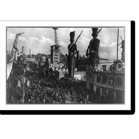 Historic Print, California - San Francisco - 1915 - Panama Pacific Exposition: On the Zone [crowded Midway], 16" x 20"