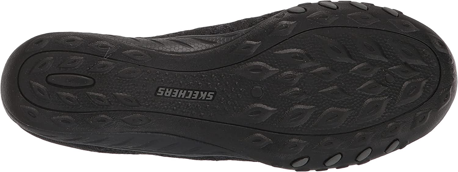 Skechers Women's Breathe Easy Infi-knity Knit Bungee Comfort Slip-on Sneaker, Wide Widths Available