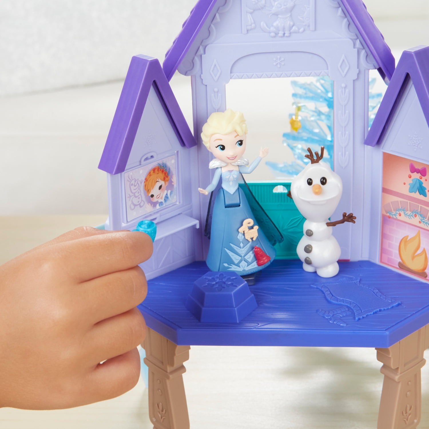 Disney frozen sale arendelle's festive celebration