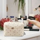 thumbnail image 3 of Neceser de gran capacidad con compartimento floral pequeño y acolchado, con bonitas flores, 3 of 4