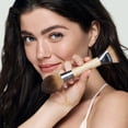 thumbnail image 4 of Brocha de Maquillaje de Doble Punta EcoTools Sculpt + Bronze Vegana, 4 of 9