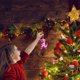 thumbnail image 5 of ¡Gran oferta de XIUH! Colgante navideño exclusivo 2024 con 12 obsequios que incluyen lindas muñecas de dragón en 2D y asombrosos colgantes navideños de la serie Festive Dragon., 5 of 8